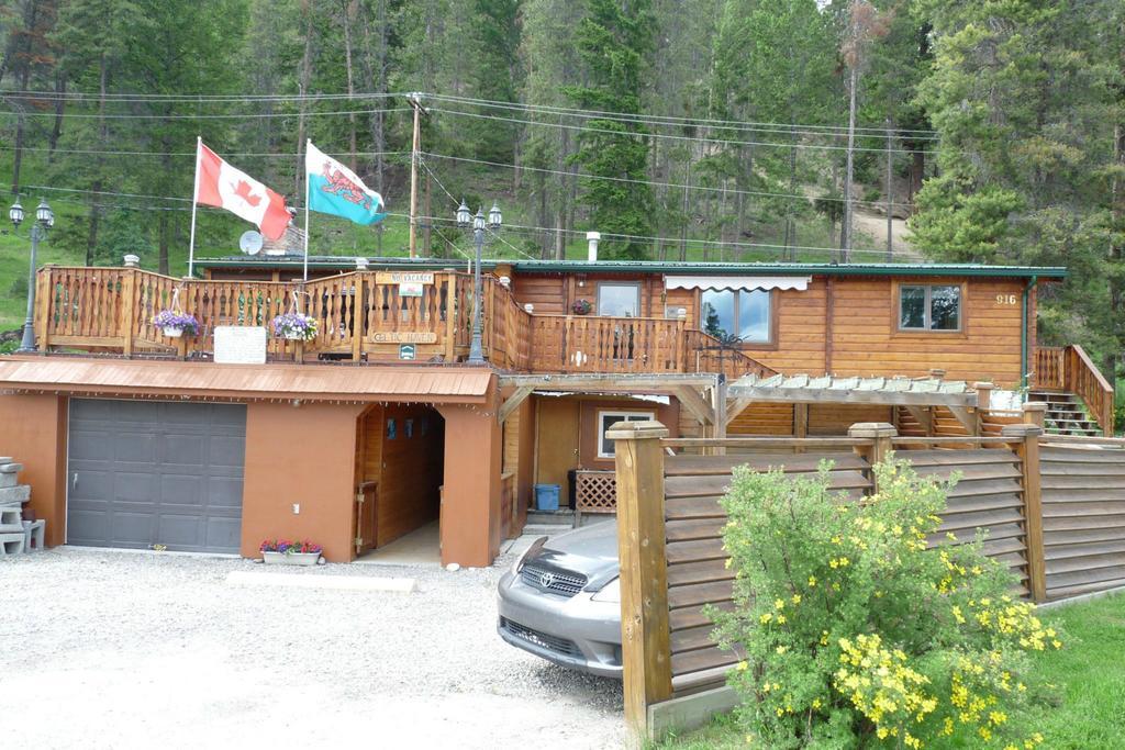 Celtic Haven Hotel Jasper National Park Exterior foto