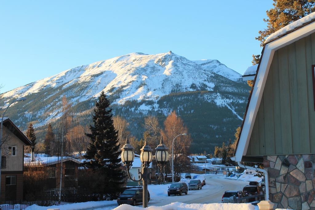 Celtic Haven Hotel Jasper National Park Exterior foto